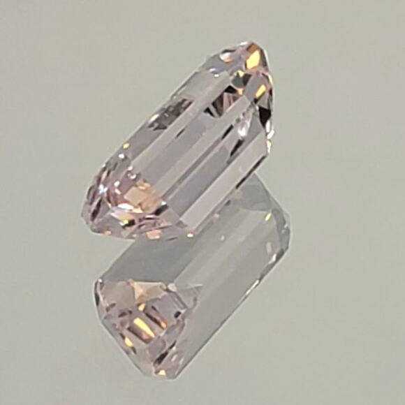 Marvelous 3 Carat VVS Morganite Gemstone! - Picture 4 of 13